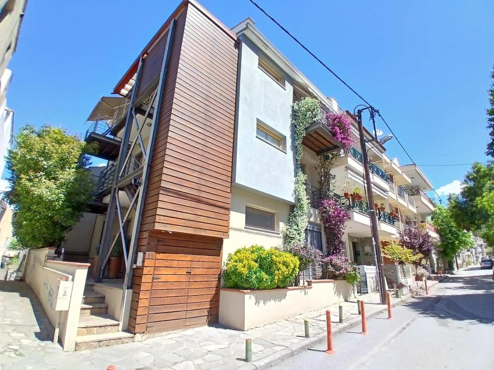 Quiet Urban Studio With Private Backyard Thessaloniki Exterior photo
